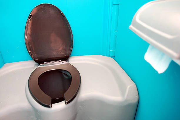 Portable Toilet Options We Offer in Burley, WA